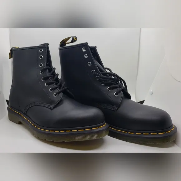 Dr. Marten, Black boot, Size 9 men / 10 women NWOT