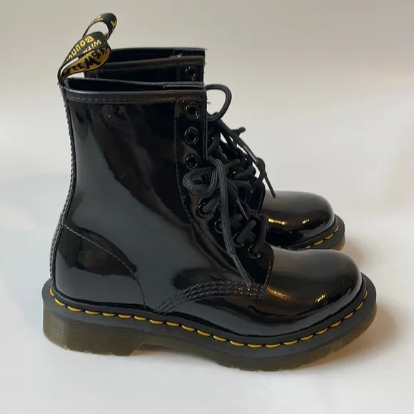 Dr. Marten’s 11821 Boots