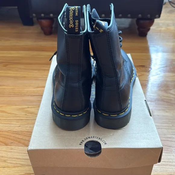 Dr. Martens 1460 Black Leather Boots Size 8 women’s