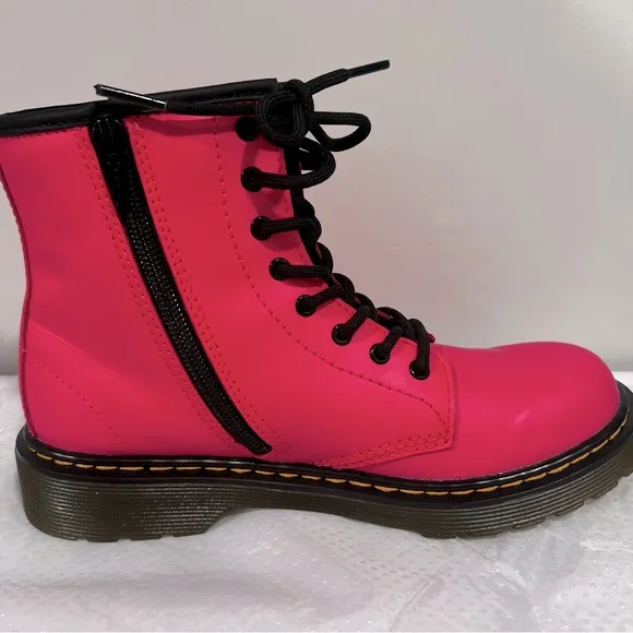 Dr. Martens 1460 J Sz 4 US Clash Pink Smooth Leather Boots