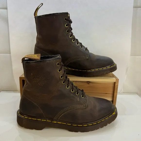 Dr. Martens 1460 Made in England Brown Leather Boots Women’s Size 10 US 8 UK