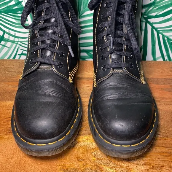 Dr. Martens 1460 Pascal Black Leather Yellow Stitch Combat Boots Men’s US 10