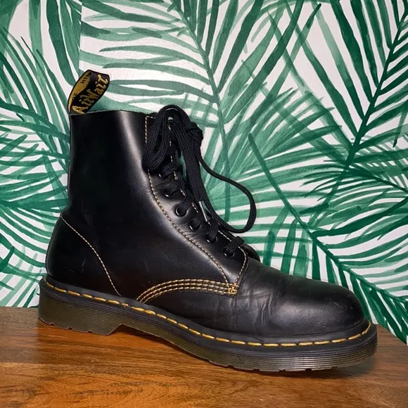 Dr. Martens 1460 Pascal Black Leather Yellow Stitch Combat Boots Men’s US 10