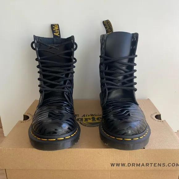 Dr. Martens 1460 Zebra Print Embossed Women Boots- W 6