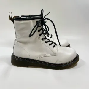 Dr. Marten’s 1460Y Boots