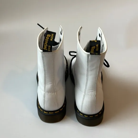 Dr. Marten’s 25057 Boots