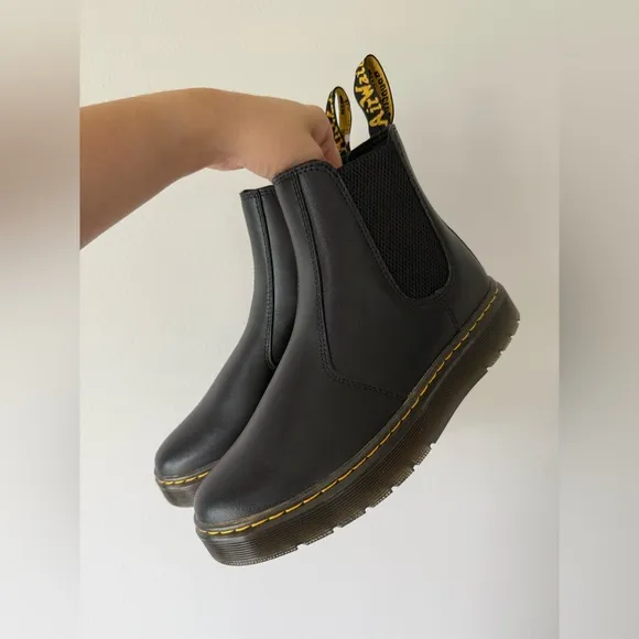 Dr. Martens Black Leather Chelsea Boots size 8