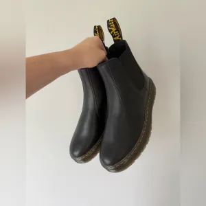 Dr. Martens Black Leather Chelsea Boots size 8