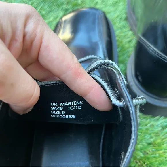 Dr. Martens Black Mono Leather Chukka Boots Made in England UK Size 9 MIE