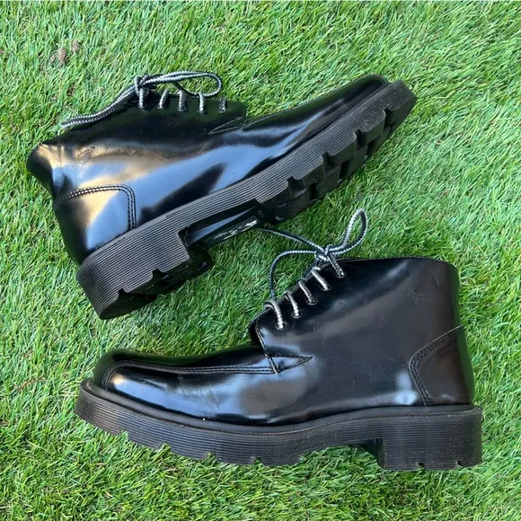 Dr. Martens Black Mono Leather Chukka Boots Made in England UK Size 9 MIE