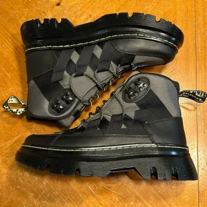 Dr Martens Boury Utility Combat Boots Black / Gray 8 Men’s / 9 Women’s NEW