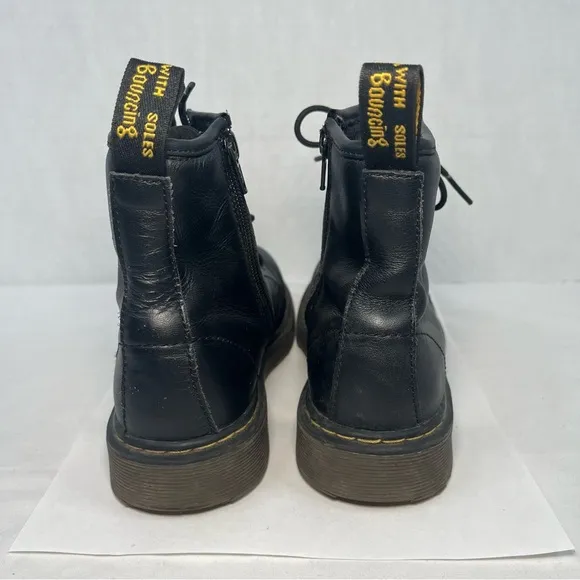 Dr Martens Delaney Boots Combat Lace Up Shoes Leather Black Unisex Women 5