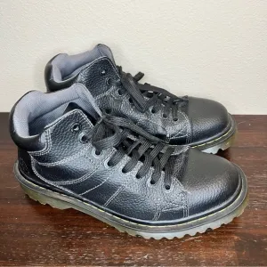 Dr.‎ Martens Harrisland Black Boots Women’s 9/Men’s 7