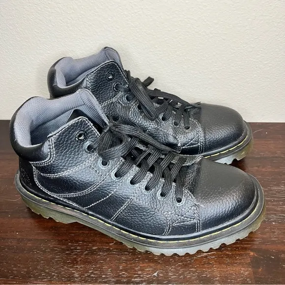 Dr.‎ Martens Harrisland Black Boots Women’s 9/Men’s 7