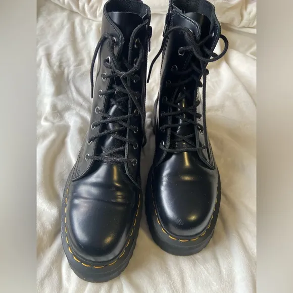 Dr martens Jadon boots men’s size 8 back color