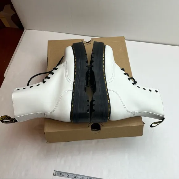 Dr. Martens Jadon White Boot Smooth Leather Platforms US Men 9 Women Size 10 NEW