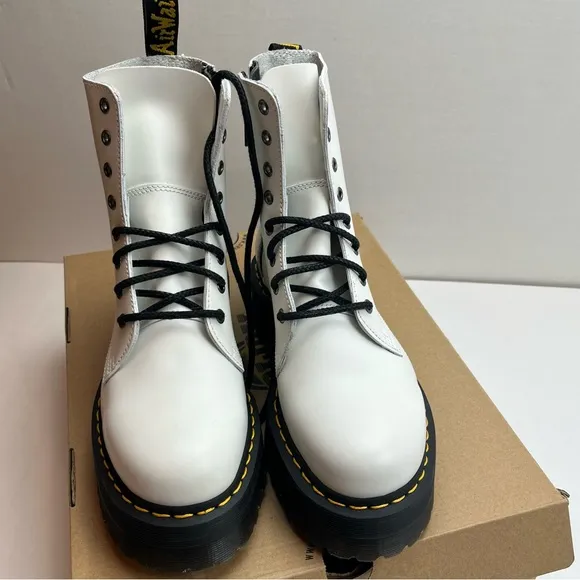 Dr. Martens Jadon White Boot Smooth Leather Platforms US Men 9 Women Size 10 NEW