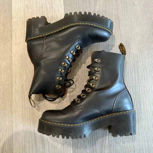 Dr. Martens Leona Women’s Black Vintage Smooth Leather Heeled Boots 7