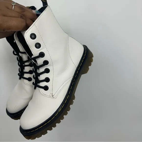 Dr Martens Luana White Boots Size Women’s 7 Grunge Combat