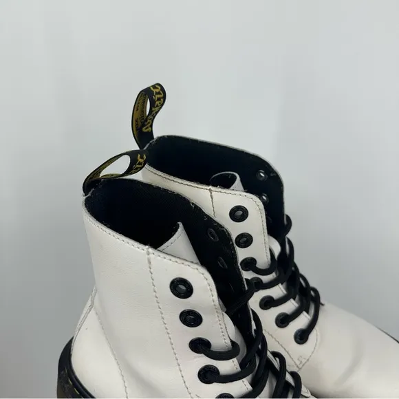 Dr Martens Luana White Boots Size Women’s 7 Grunge Combat