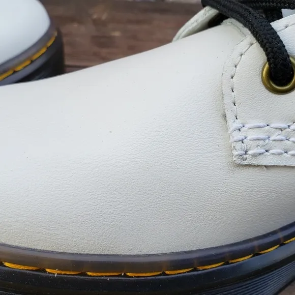 Dr Martens Size 6 Women White Patent Leather Combat Boots Zavala AW004