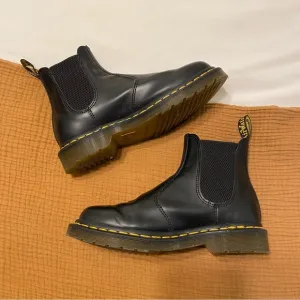 Dr. Martens Smooth Leather Chelsea Boots
