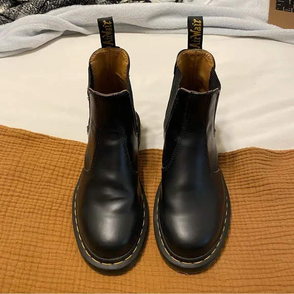 Dr. Martens Smooth Leather Chelsea Boots