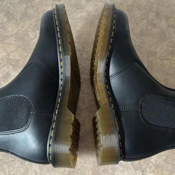 Dr Martens Vegan Leather Chelsea Boots 2976, Size 11 US Men’s/12 US Ladies, New!