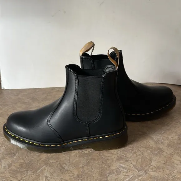 Dr Martens Vegan Leather Chelsea Boots 2976, Size 11 US Men’s/12 US Ladies, New!