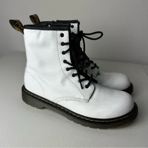 Dr. Martens White 1460 Leather Lace Up Side Zip Boots Size 7 Women’s 6 Men’s