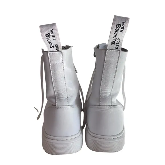 Dr. Martens White Leather Zaniel Boots Women’s Sz 9