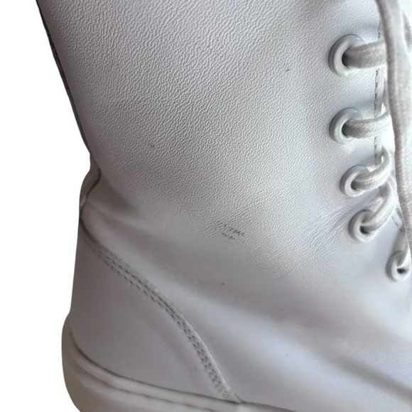 Dr. Martens White Leather Zaniel Boots Women’s Sz 9