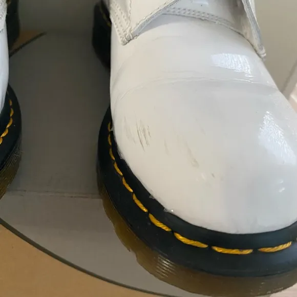 Dr. Martens White/Black Leather boots Women - SZ 9