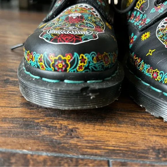 Dr Martens, Women’s Boots
