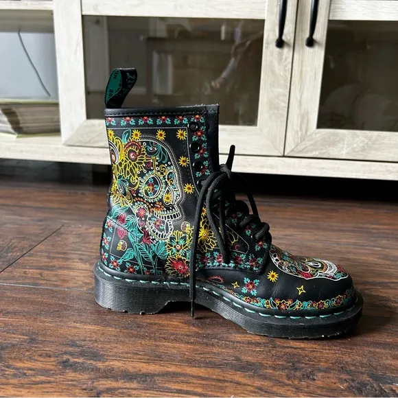 Dr Martens, Women’s Boots