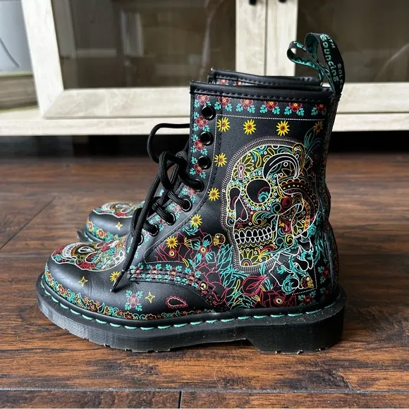 Dr Martens, Women’s Boots