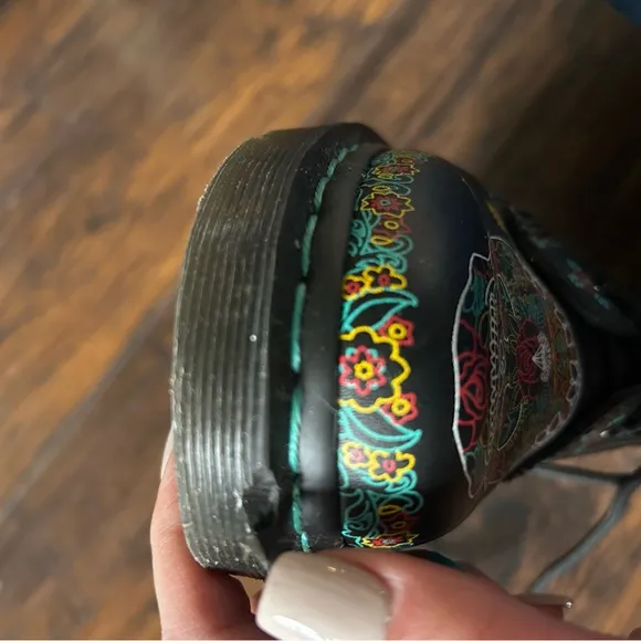 Dr Martens, Women’s Boots
