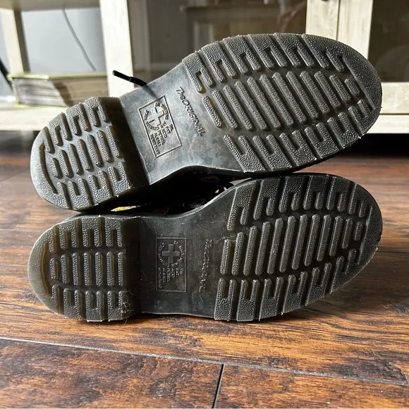 Dr Martens, Women’s Boots