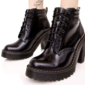 Dr Martens Women’s Persephone Boots Sz 7 Black Platform