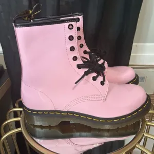 Dr. Martens 1460 Paten Leather Boots NEW