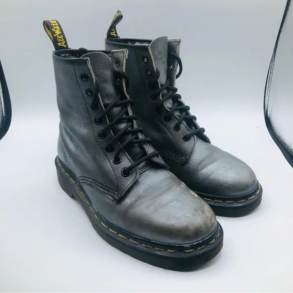 Dr. Martin women’s distressed Silver combat boots, size 7