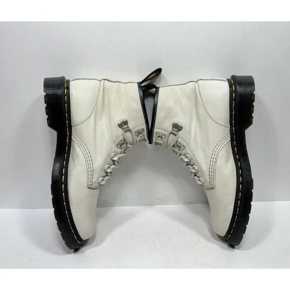 Dr. Martens 101 Hardware Virginia Leather Ankle Boots Bone Women’s Size 9