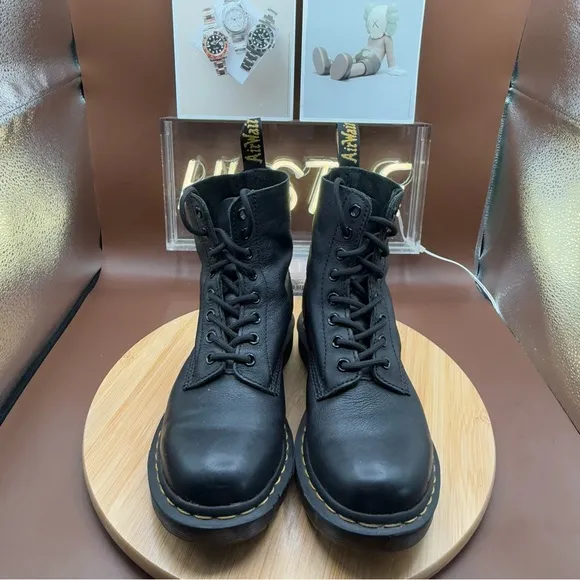 DR.MARTENS WOMEN’S 1460 PASCAL VIRGINIA LEATHER BOOTS