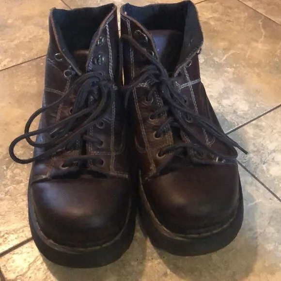 Dr Martens men’s boots 8A07 sz 12