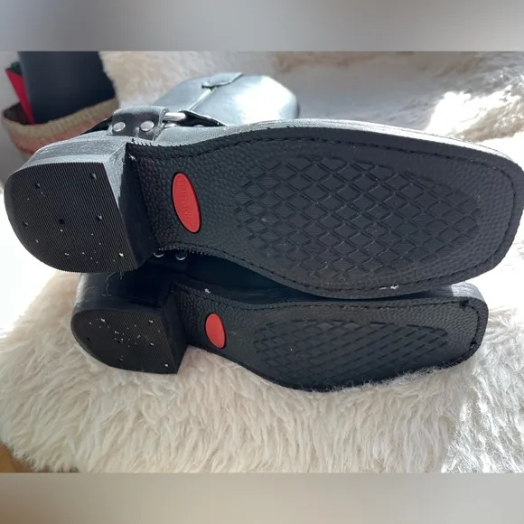 Durango boots size 8M Brand New Without Box $150