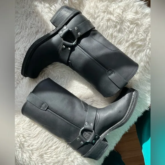 Durango boots size 8M Brand New Without Box $150