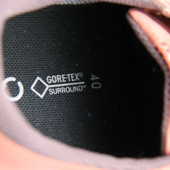 ECCO Cool GTX Exhale GoreTex Surround YAK Leather Shoes Womens Sz 40 - 9-9.5 US