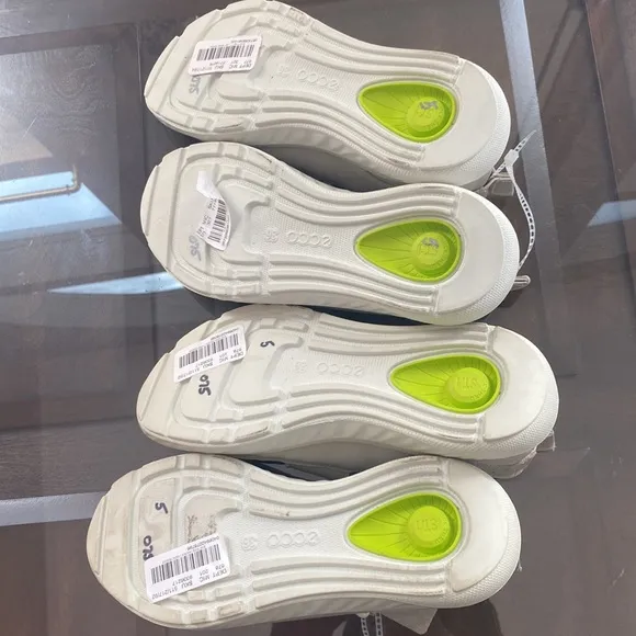ECCO ST.1 LITE WOMEN'S SLIP-ON SNEAKERS