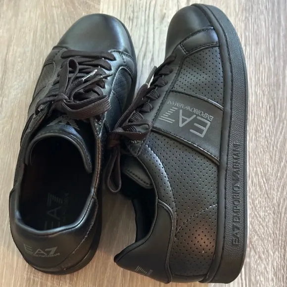 Emporio Armani kid’s Black Sneakers