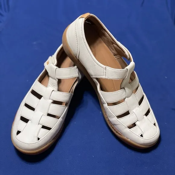 EUC Clarks Unstructured Casual Shoes Un Haven Cove Size 9.5 M